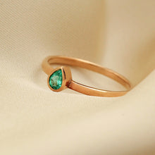 Cargar imagen en el visor de la galería, Anillo Elan oro amarillo