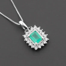 Cargar imagen en el visor de la galería, Dije especial 36 esmerladas