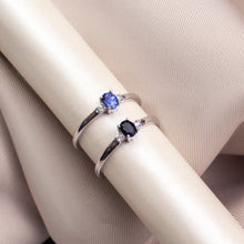 Cargar imagen en el visor de la galería, Anillo Celine con Zafiro Azul