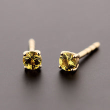 Cargar imagen en el visor de la galería, Topos Zaina 4mm Zafiro Amarillo