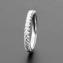 Cargar imagen en el visor de la galería, Argolla Lucia Oro Blanco