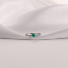 Cargar imagen en el visor de la galería, Anillo Julia con Esmeralda