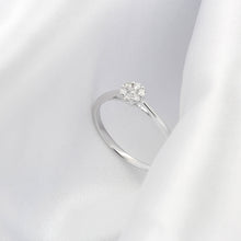 Cargar imagen en el visor de la galería, Anillo Barbie