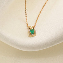 Cargar imagen en el visor de la galería, Dije Soleia
