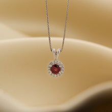 Cargar imagen en el visor de la galería, Dije Avel con Spinel Redondo Oro Blanco
