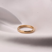 Cargar imagen en el visor de la galería, Argolla Media Caña Oro Amarillo 18K – 4 mm
