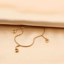 Cargar imagen en el visor de la galería, Pulsera corazón
