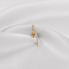 Cargar imagen en el visor de la galería, Ear Cuff Saheer
