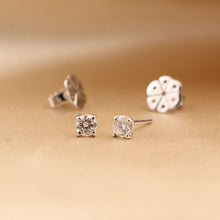 Cargar imagen en el visor de la galería, Topos con Diamantes 3mm
