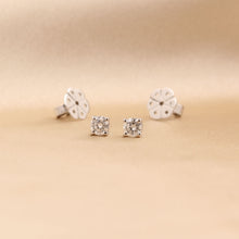 Cargar imagen en el visor de la galería, Topos con Diamantes 4mm
